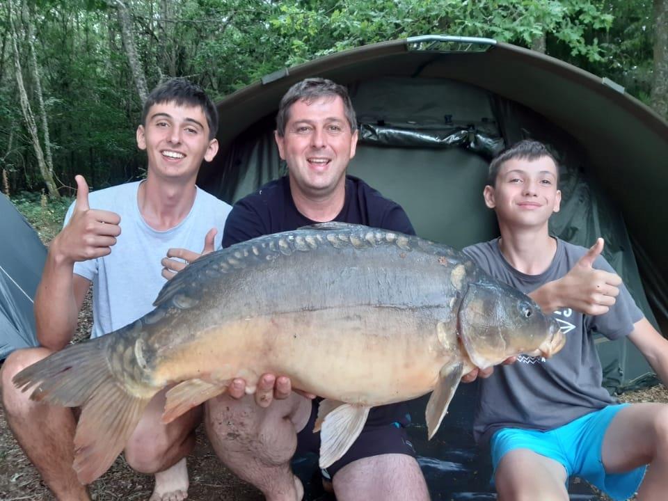 Carousel Pêche carpe auvergne