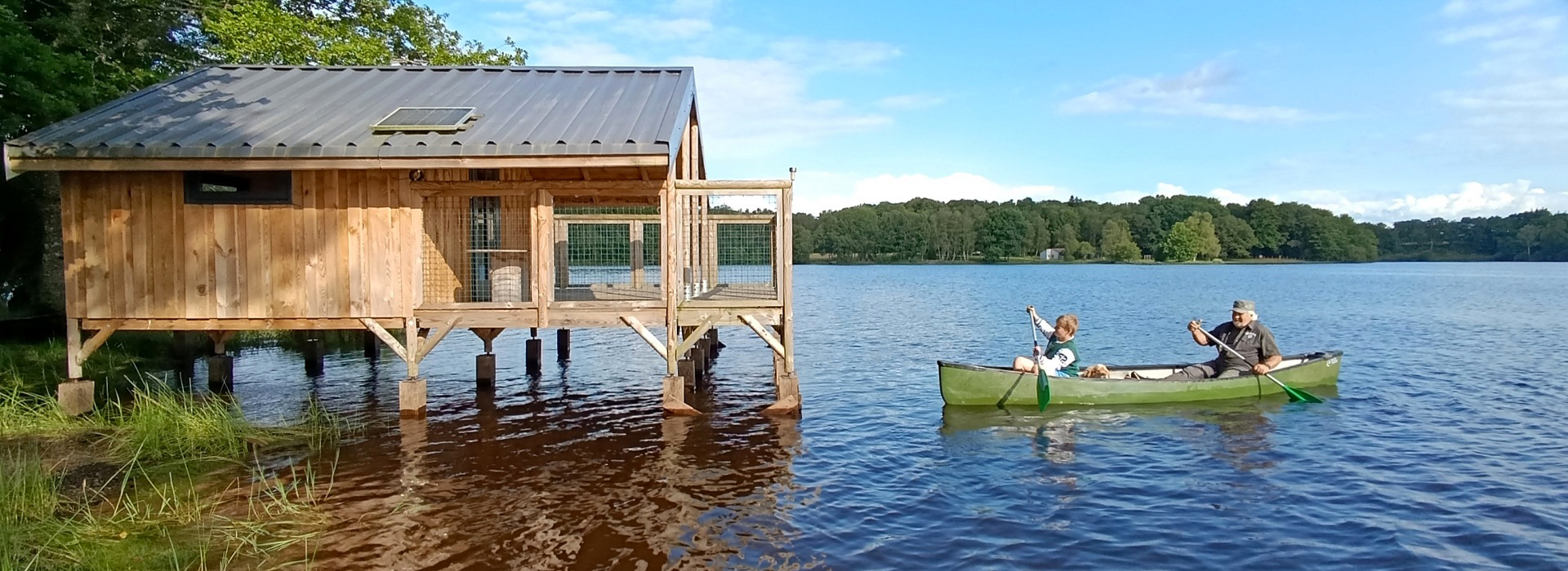 Slider Nuit insolite lac Auvergne