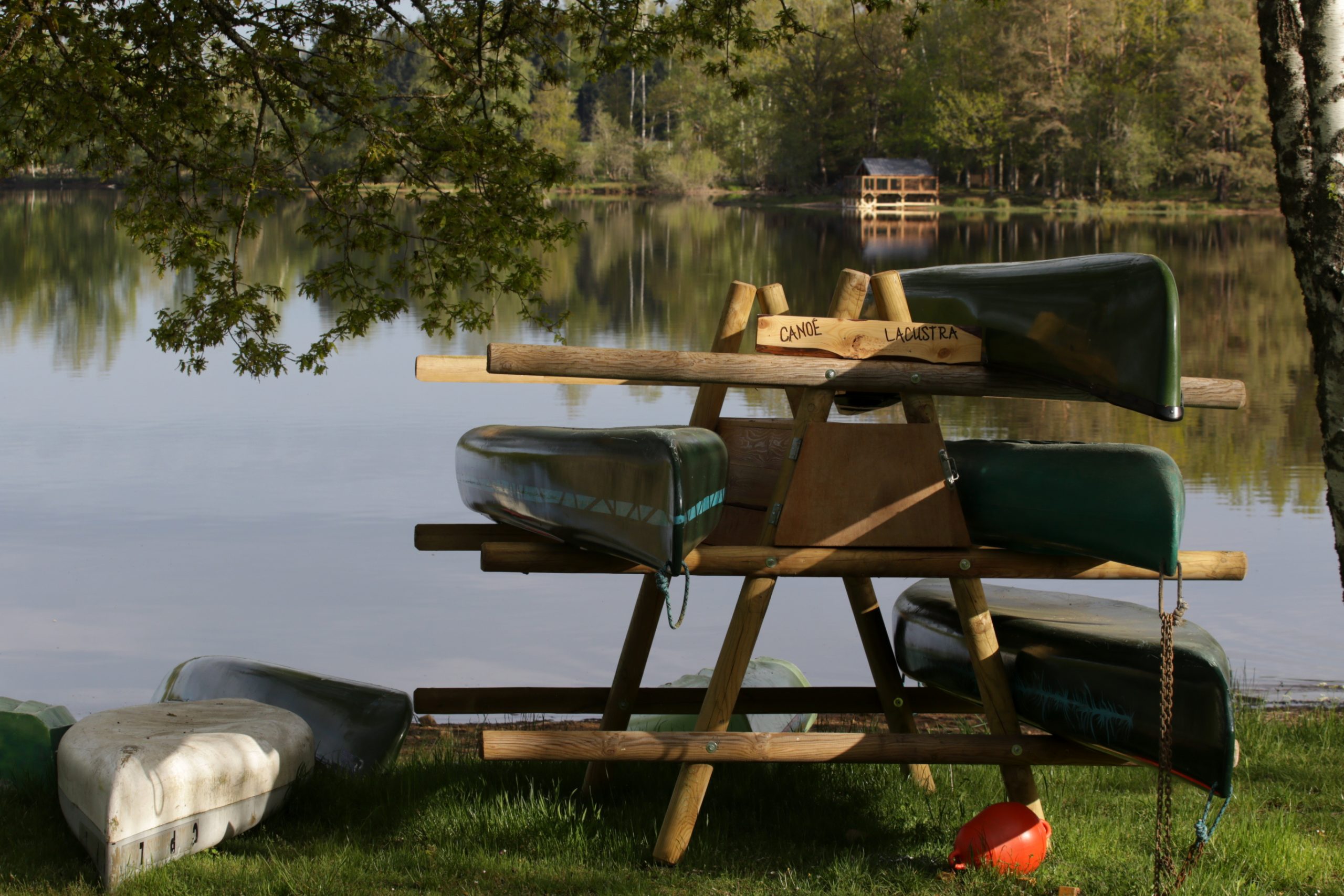 Location de canoës / Pédalos / paddles