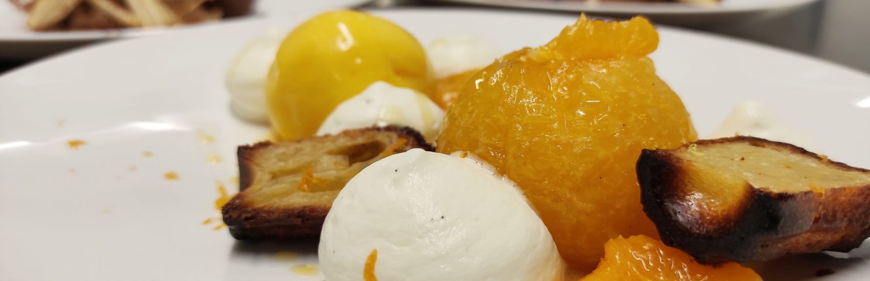 Assiette de dessert agrumes cannelés